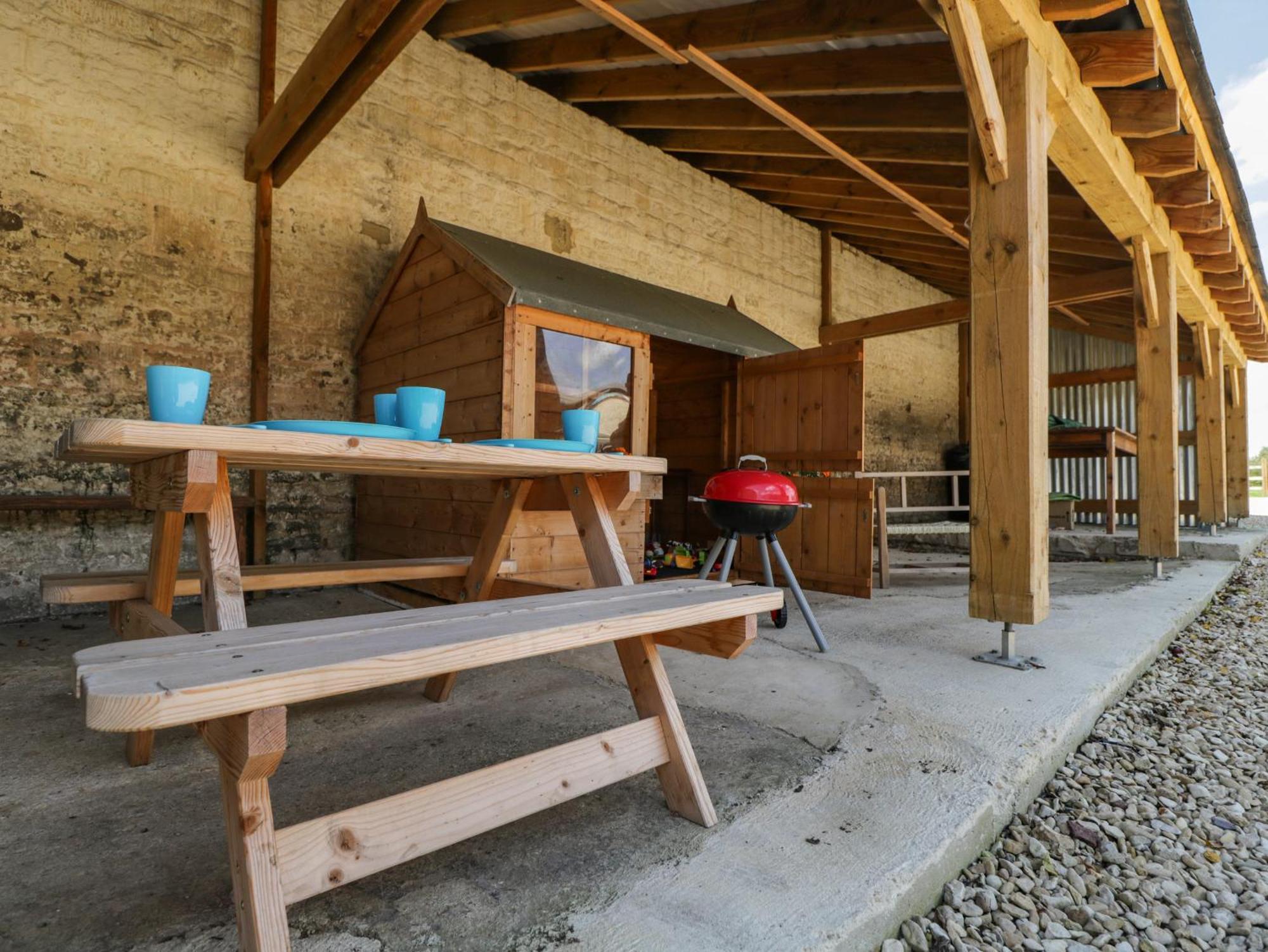 The Old Barn Villa Witney Ngoại thất bức ảnh